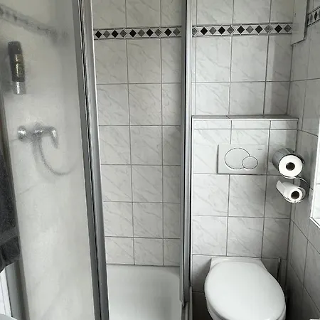 Brauhaus Ruetershoff Отель *